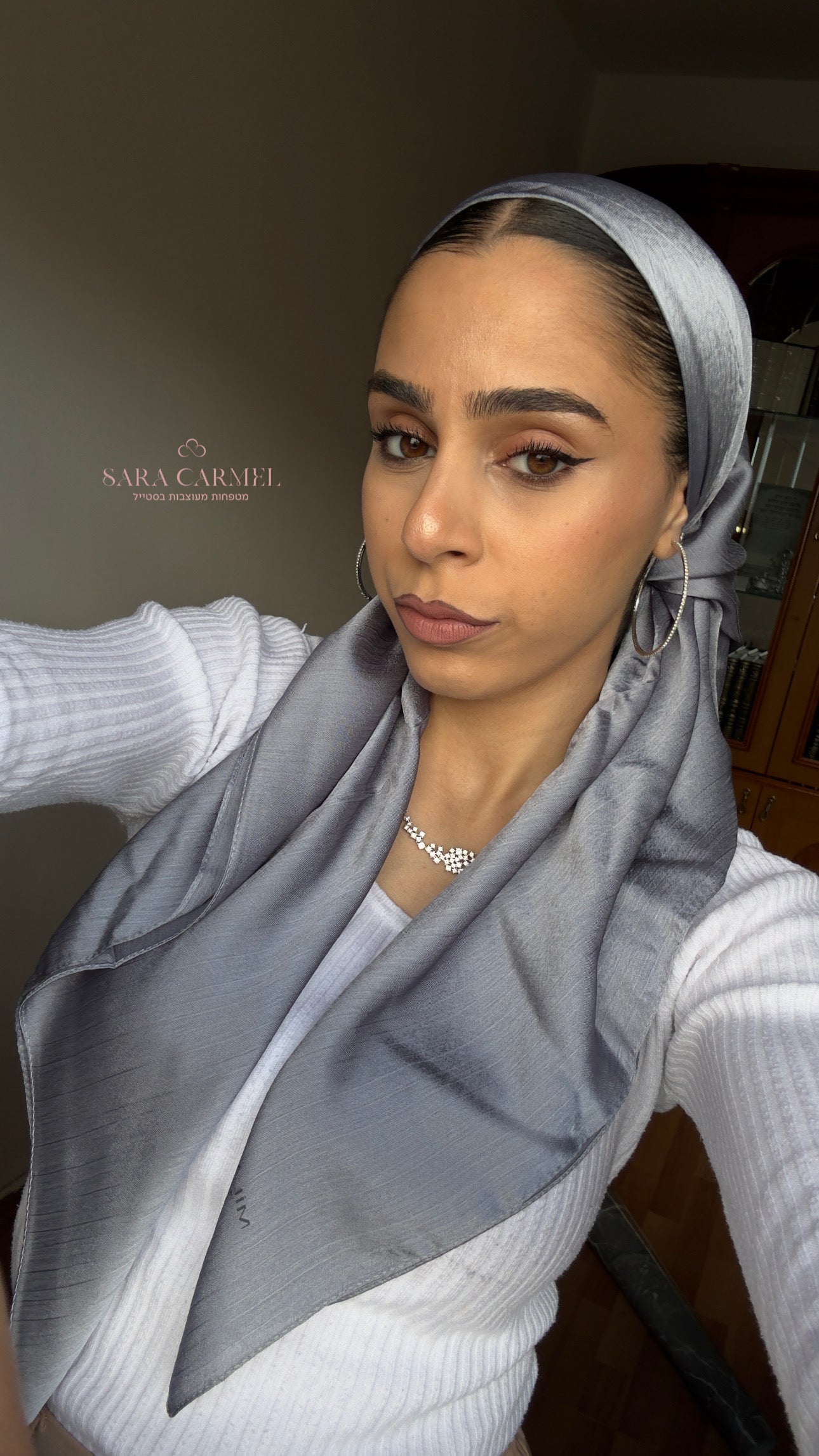 מרובעת סאטן-תכלת