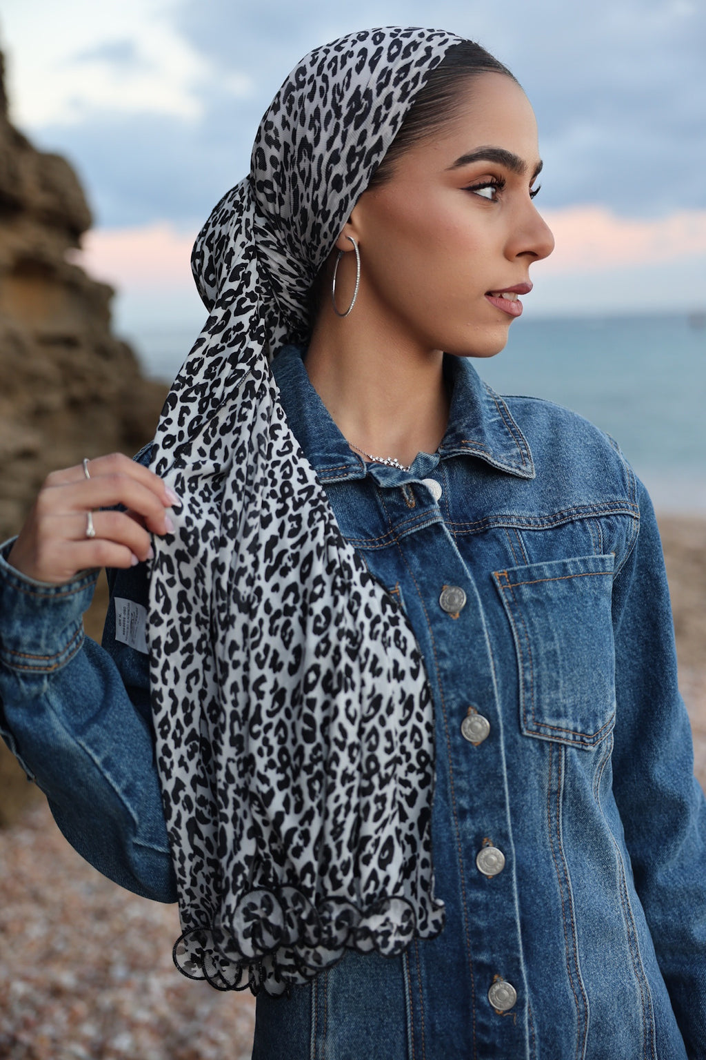 לונג תלתלים מנומר- אפור