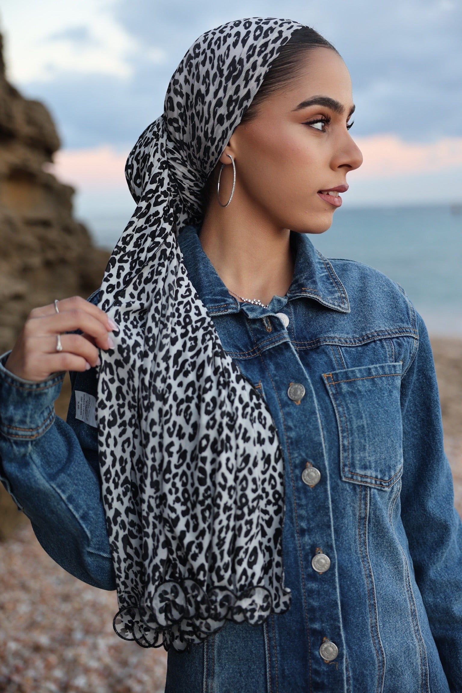 לונג תלתלים מנומר- אפור