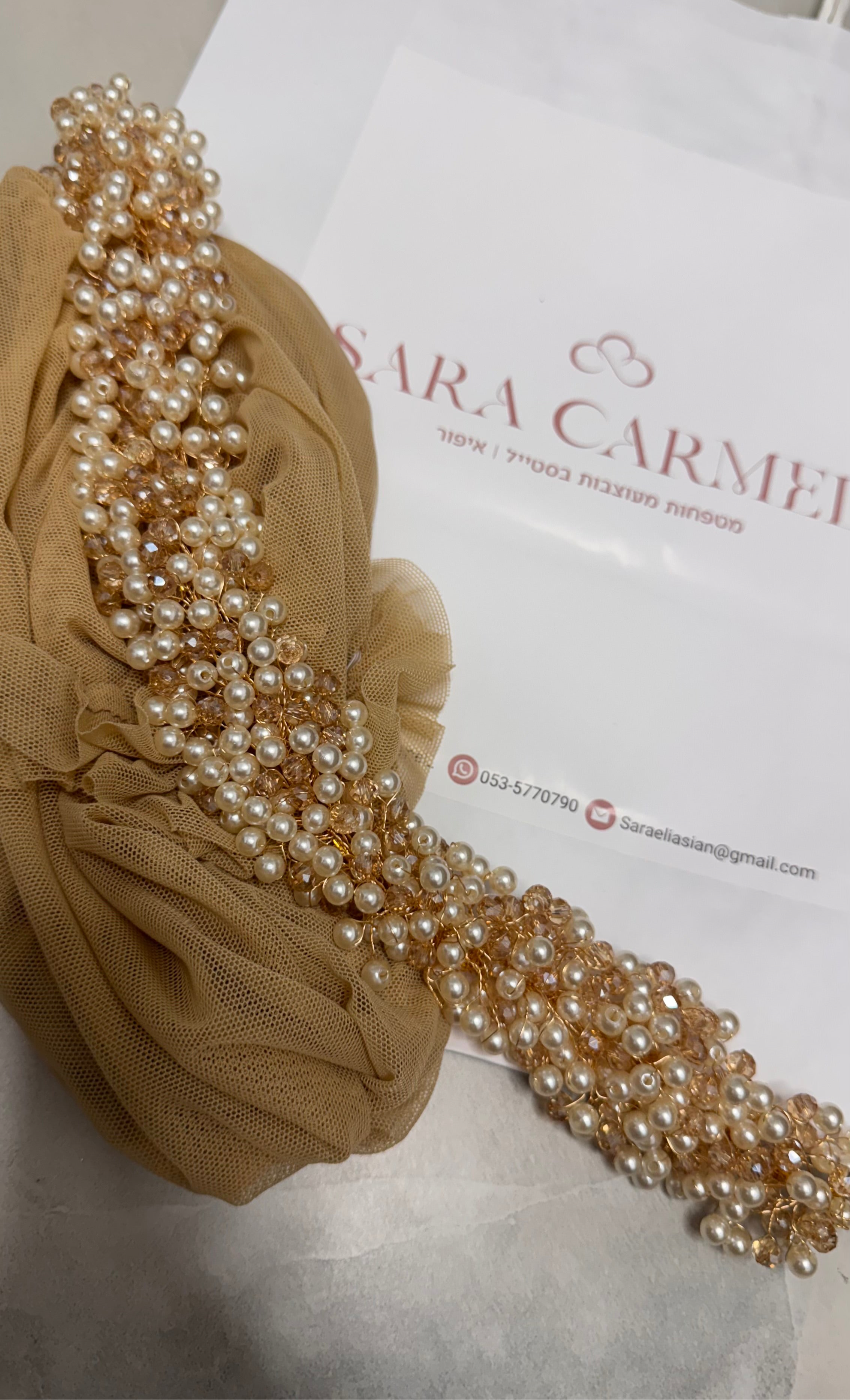 נזר פנינים ואבנים מרשים- זהב