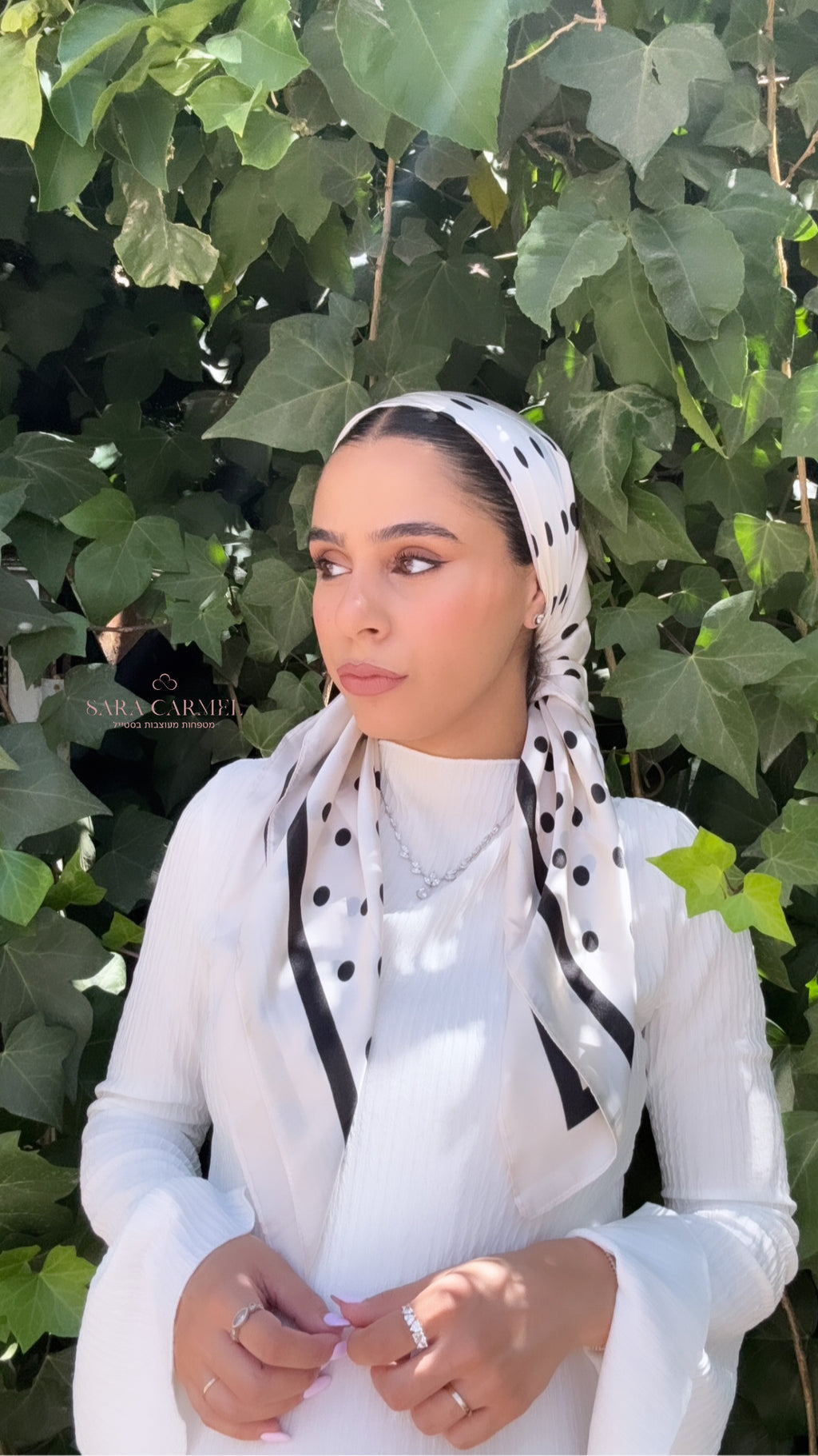 מרובעת נקודות- שמנת