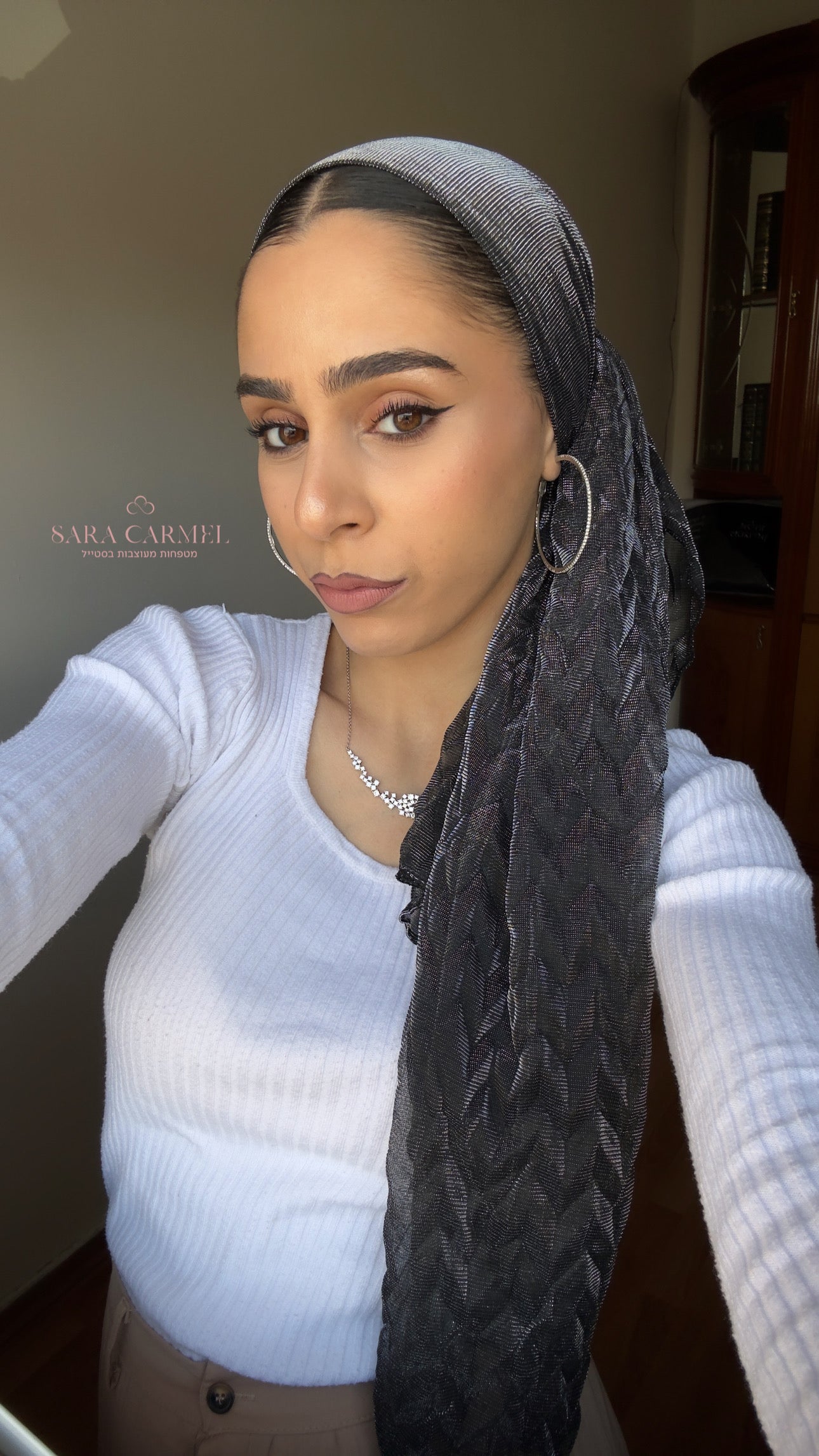 מטפחת טול גלים-שחור כסוף