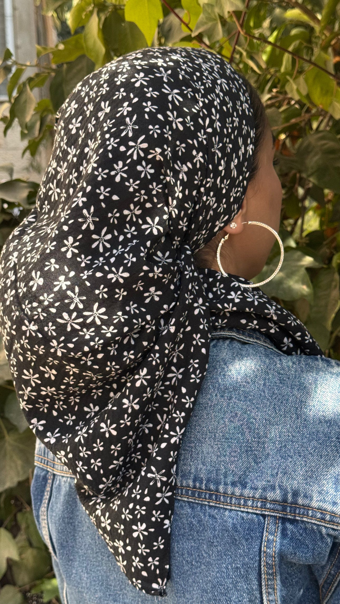 מרובעת קרפ פרח- שחור